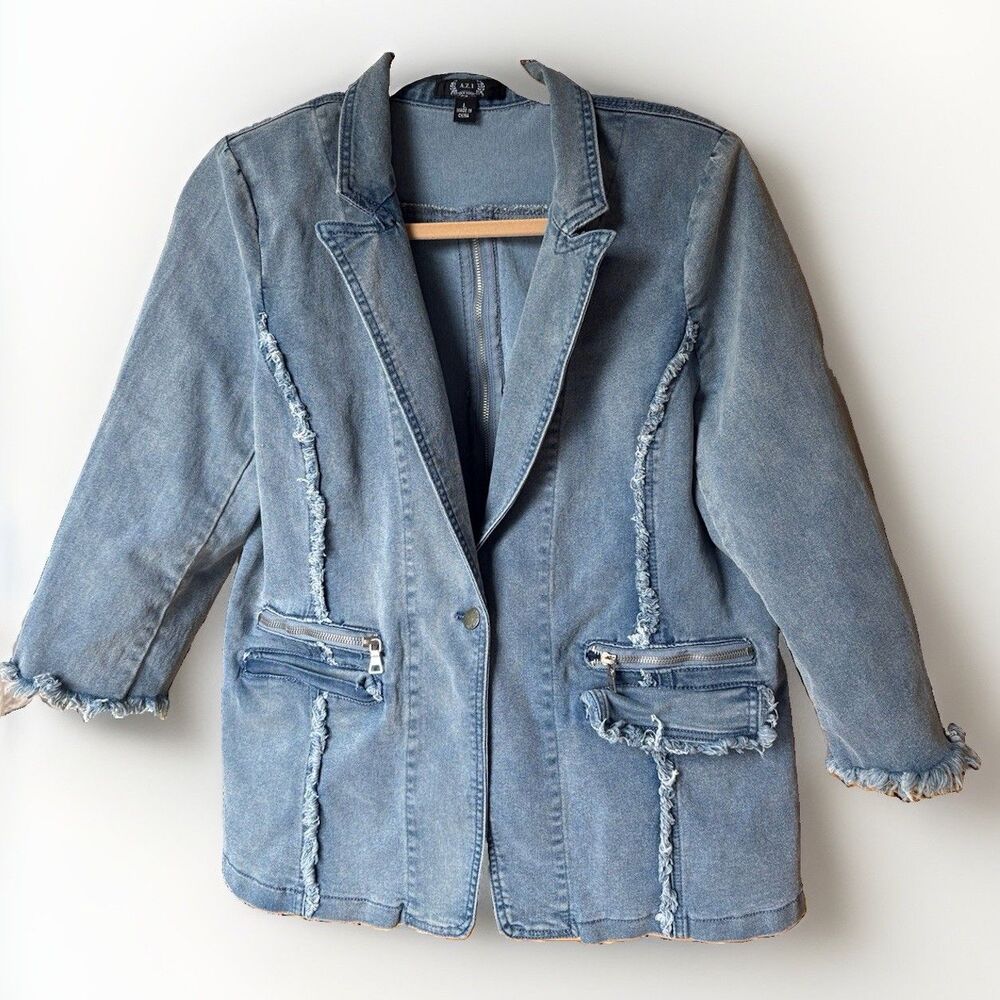 AZI Distressed Denim Jean Jacket Size L Frayed, Zippers